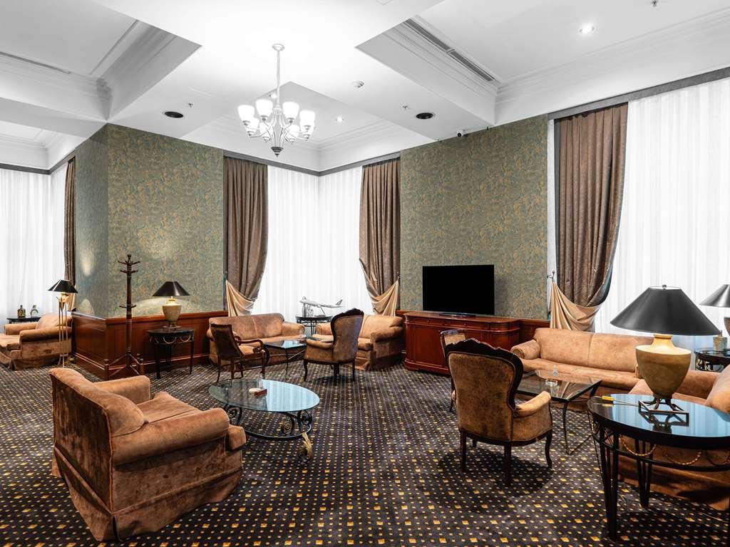 Moevenpick Hotel Tasjkent Restaurant bilde