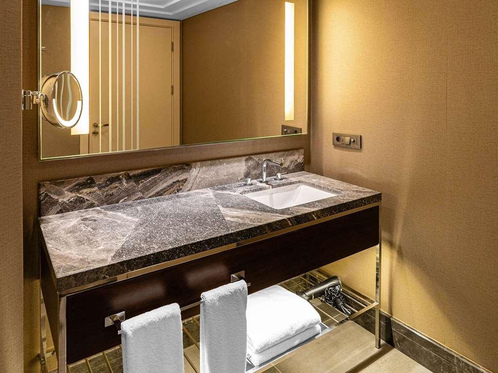 Moevenpick Hotel Tasjkent Rom bilde