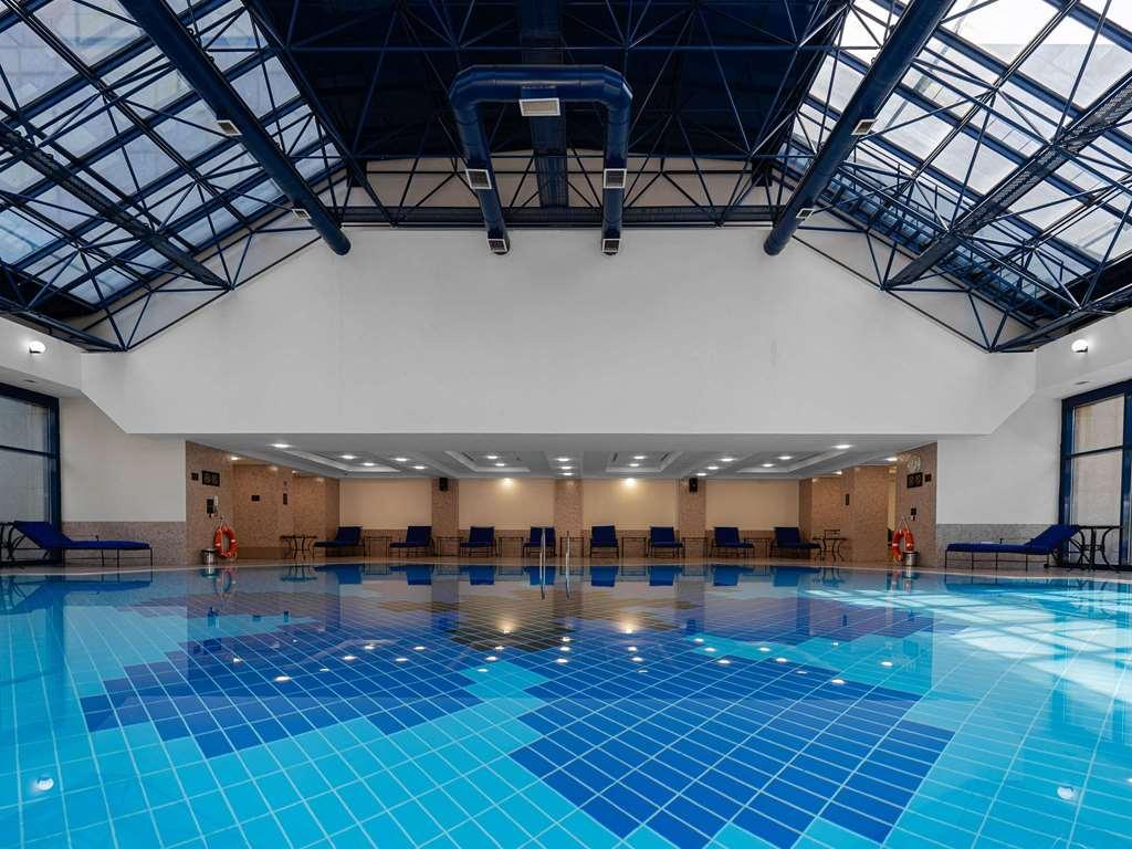 Moevenpick Hotel Tasjkent Fasiliteter bilde