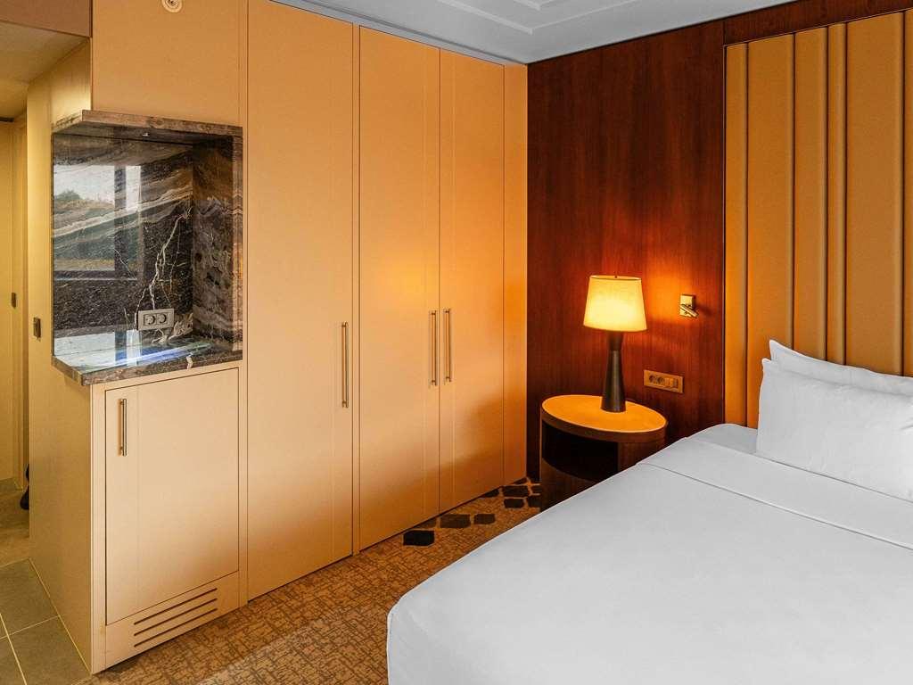 Moevenpick Hotel Tasjkent Rom bilde